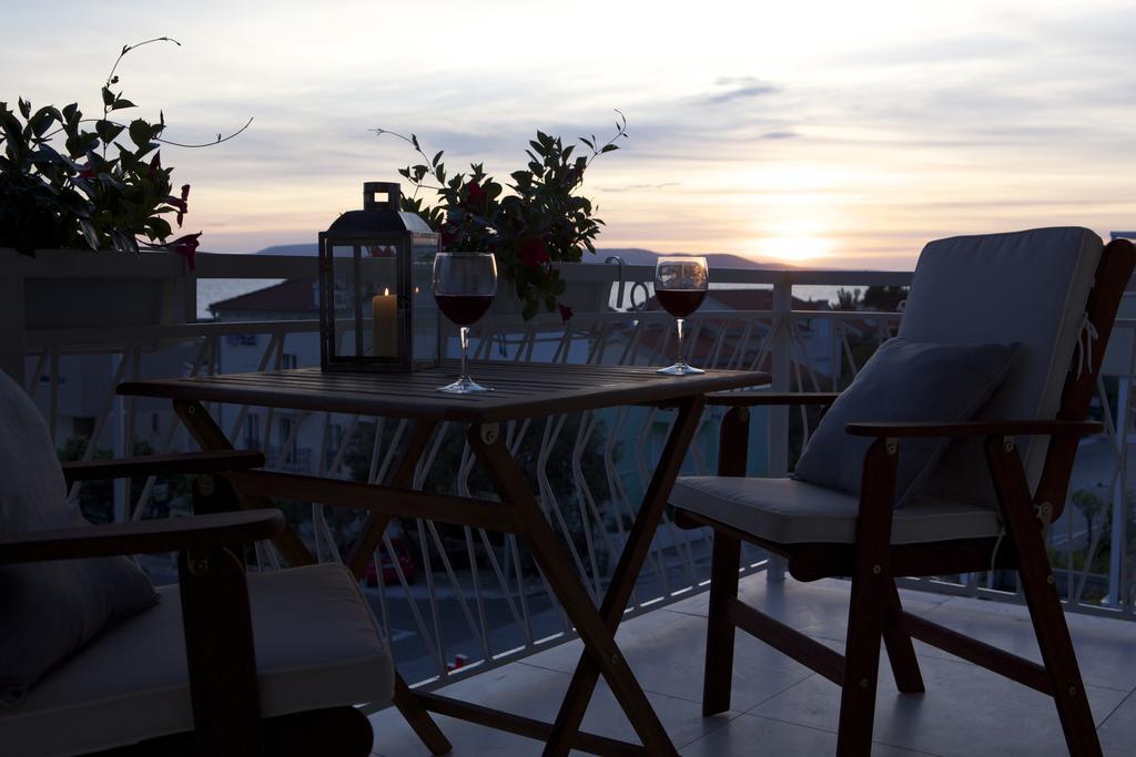 Pegasus Apartments & Rooms Makarska Bagian luar foto